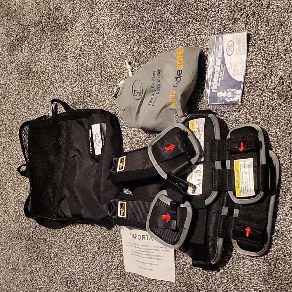 Ride Safer Travel Vest / Harness , Extra small 22 - 40 lb , Black , Vest/Bag